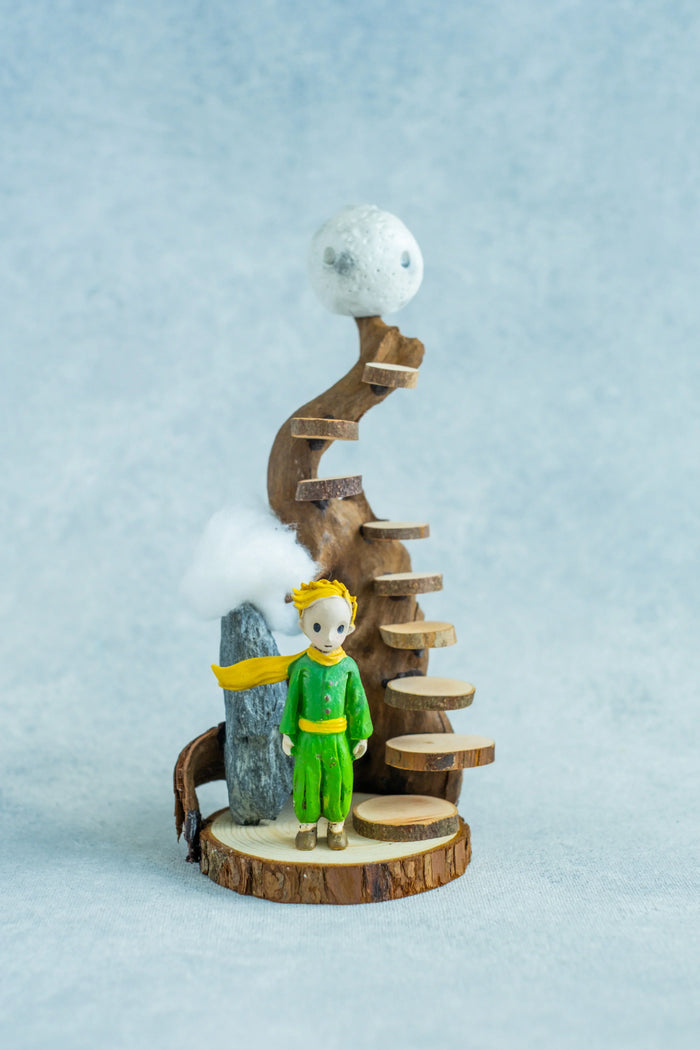 Arts & Craft Class, birthday party activity, date, Miniature Fantasy Landscape Making Workshop in Honolulu - KraftStories