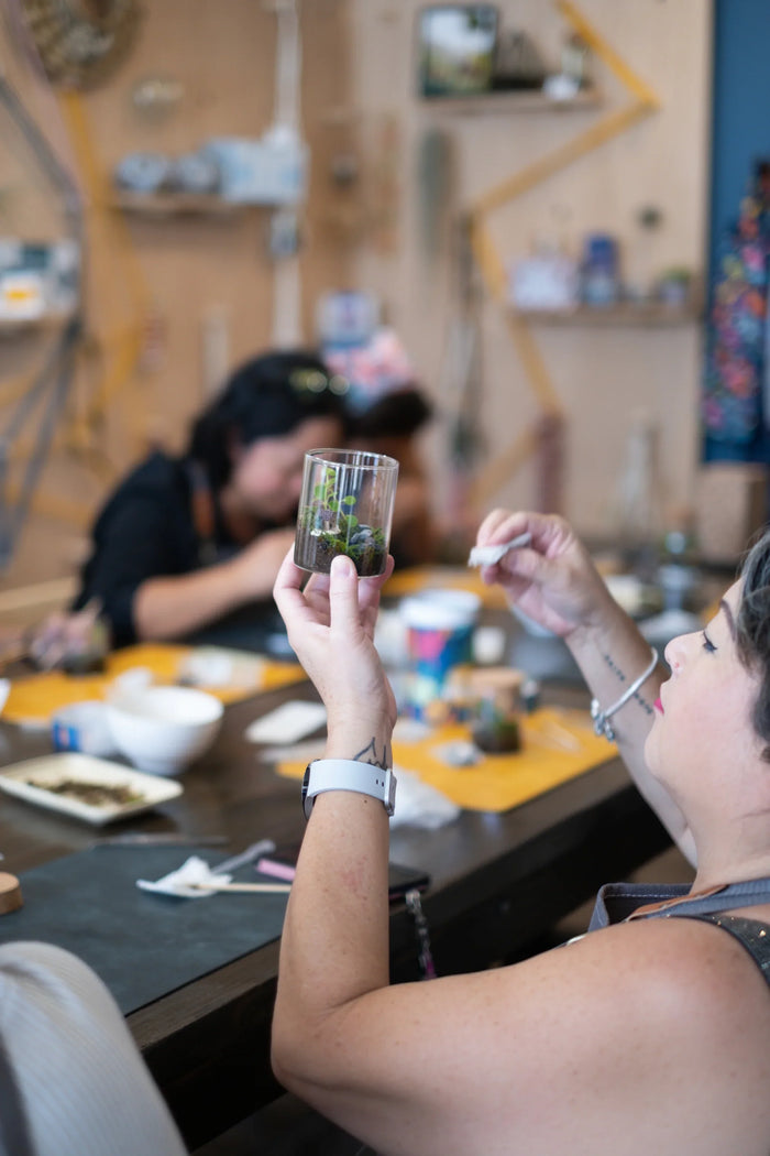 Arts & Craft Class New York, birthday activity, date idea, team building New York, Make a Mini Terrarium - KraftStories