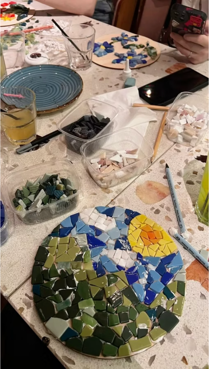 Glass Mosaic Art Workshop in NYC - KraftStories