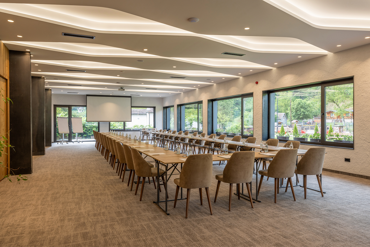 We Bring the Studio to You