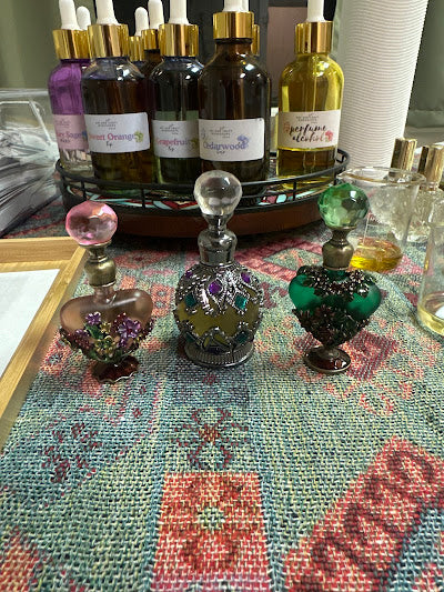 Aromatherapy Perfume Making Workshop in Los Angeles - KraftStories