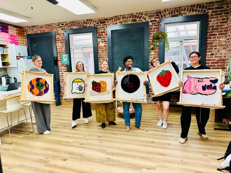 Tufting-team-building-workshop in NYC