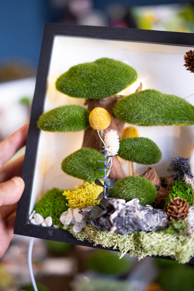 Arts & Craft Class, birthday party activity, private craft, date, Moss Wall Art Workshop in Honolulu - KraftStories
