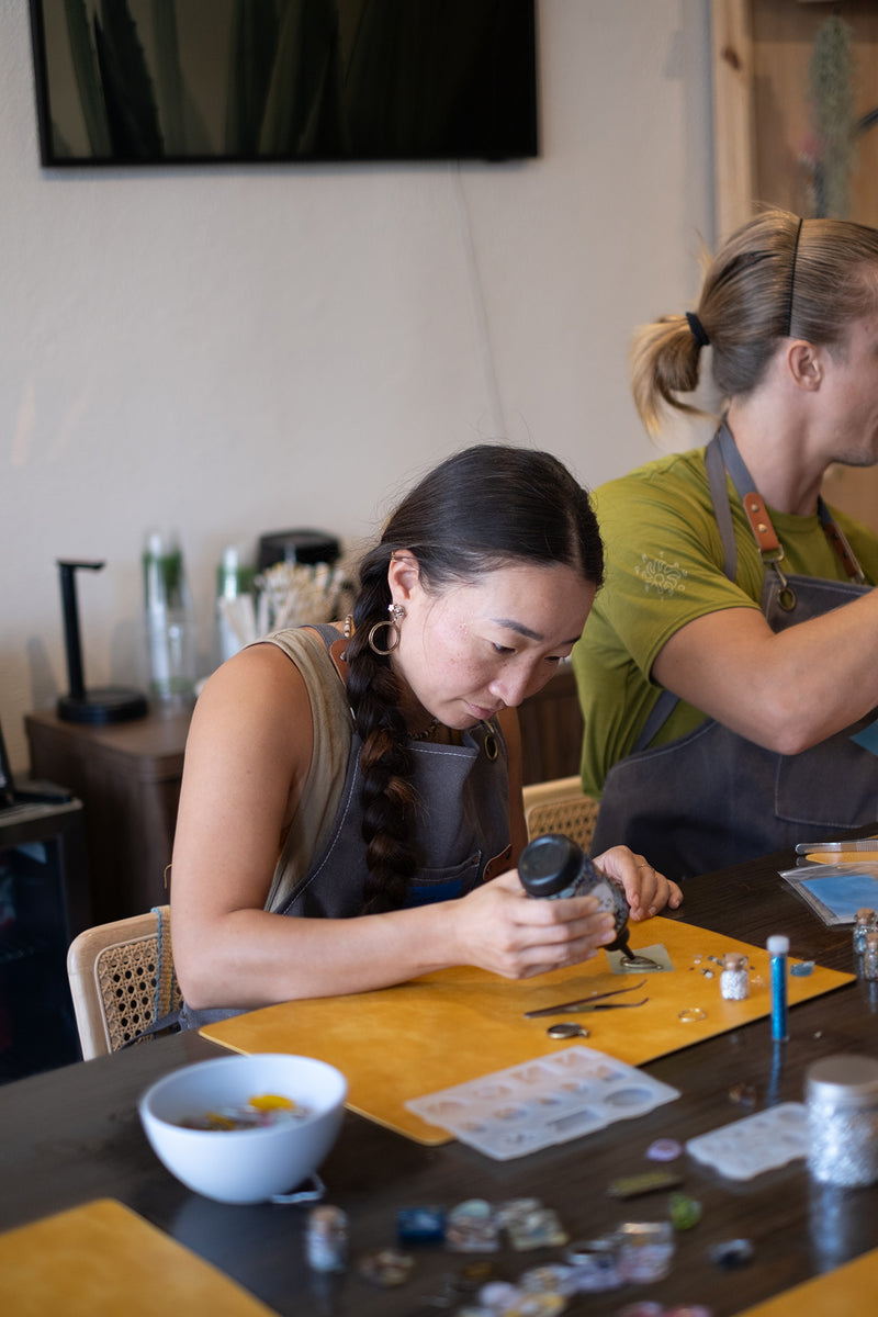 Arts & Craft Class, birthday party activity, date, team building, Resin Jewelry Making in Honolulu - KraftStories