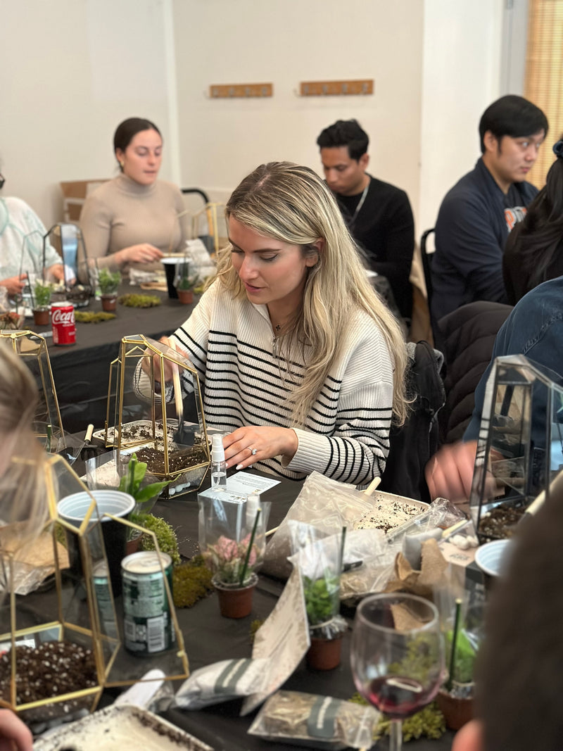 Arts & Craft Class New York, birthday activity, team building in nyc, Wardian Case Terrarium Workshop in NYC - KraftStories