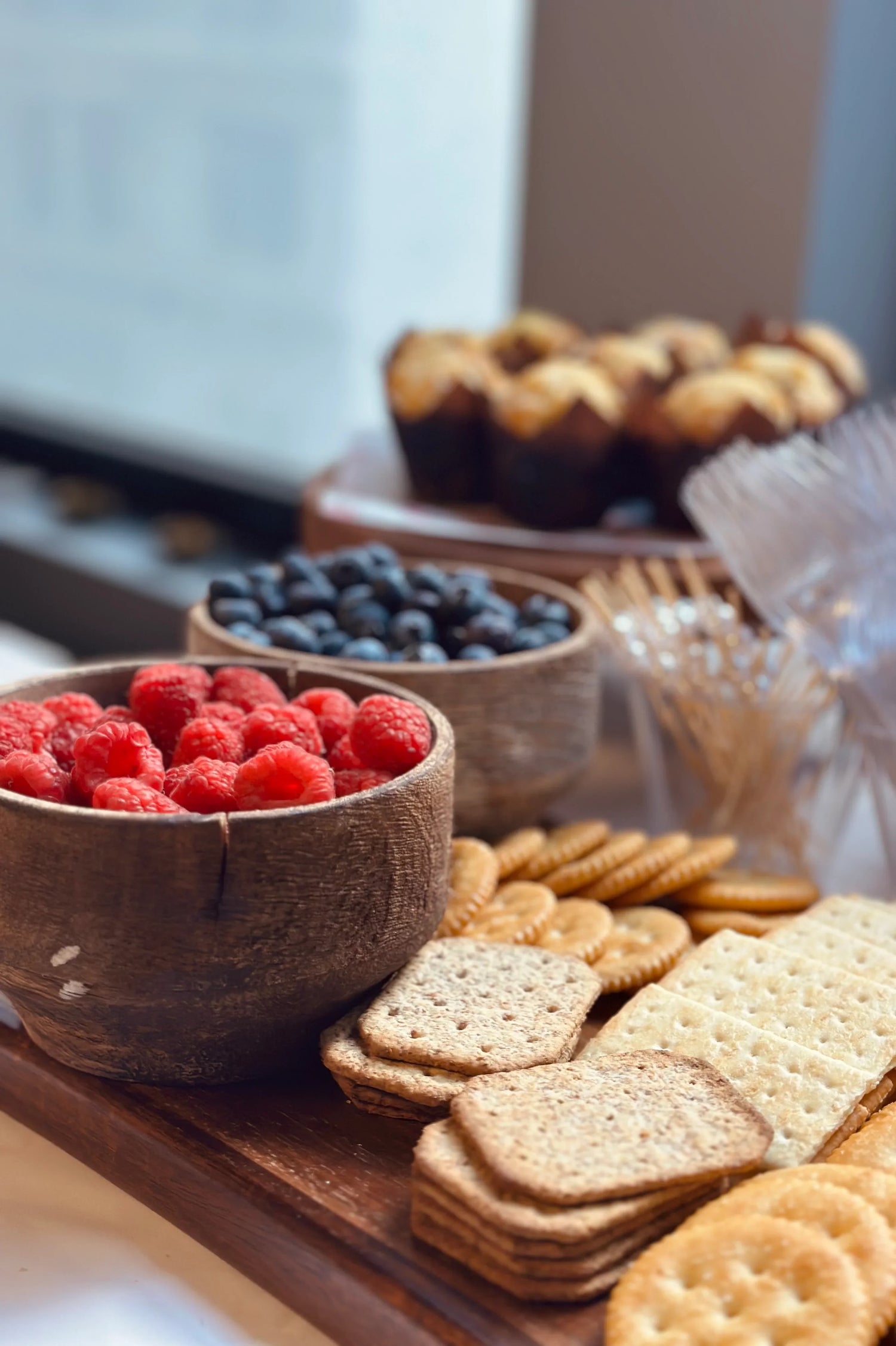 Arts & Craft Class NYC, birthday activity, date idea, team building New York, Wine & Terrarium Making Night - KraftStories