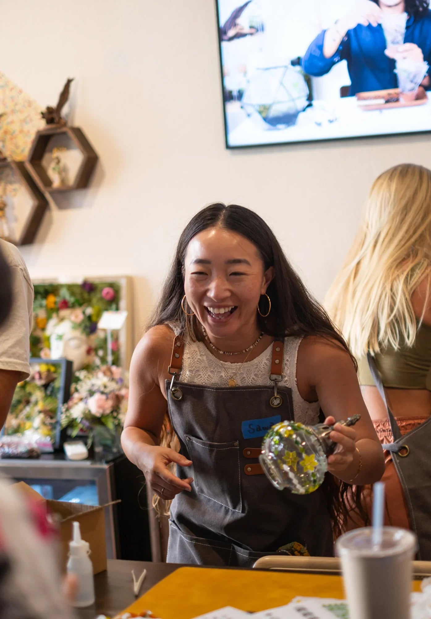 Arts & Craft Class, birthday party activity, date, team building, Turkish Mosaic Lamp Workshop Honolulu - KraftStories