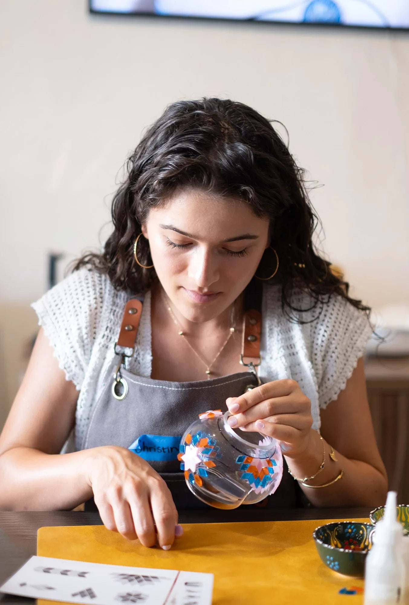 Arts & Craft Class, birthday party activity, date, team building, Turkish Mosaic Lamp Workshop Honolulu - KraftStories