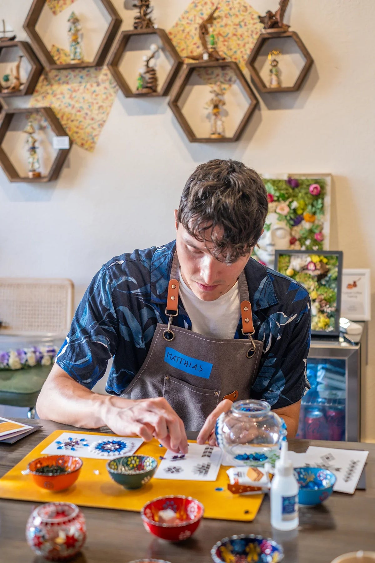 Arts & Craft Class, birthday party activity, date, team building, Turkish Mosaic Lamp Workshop Honolulu - KraftStories