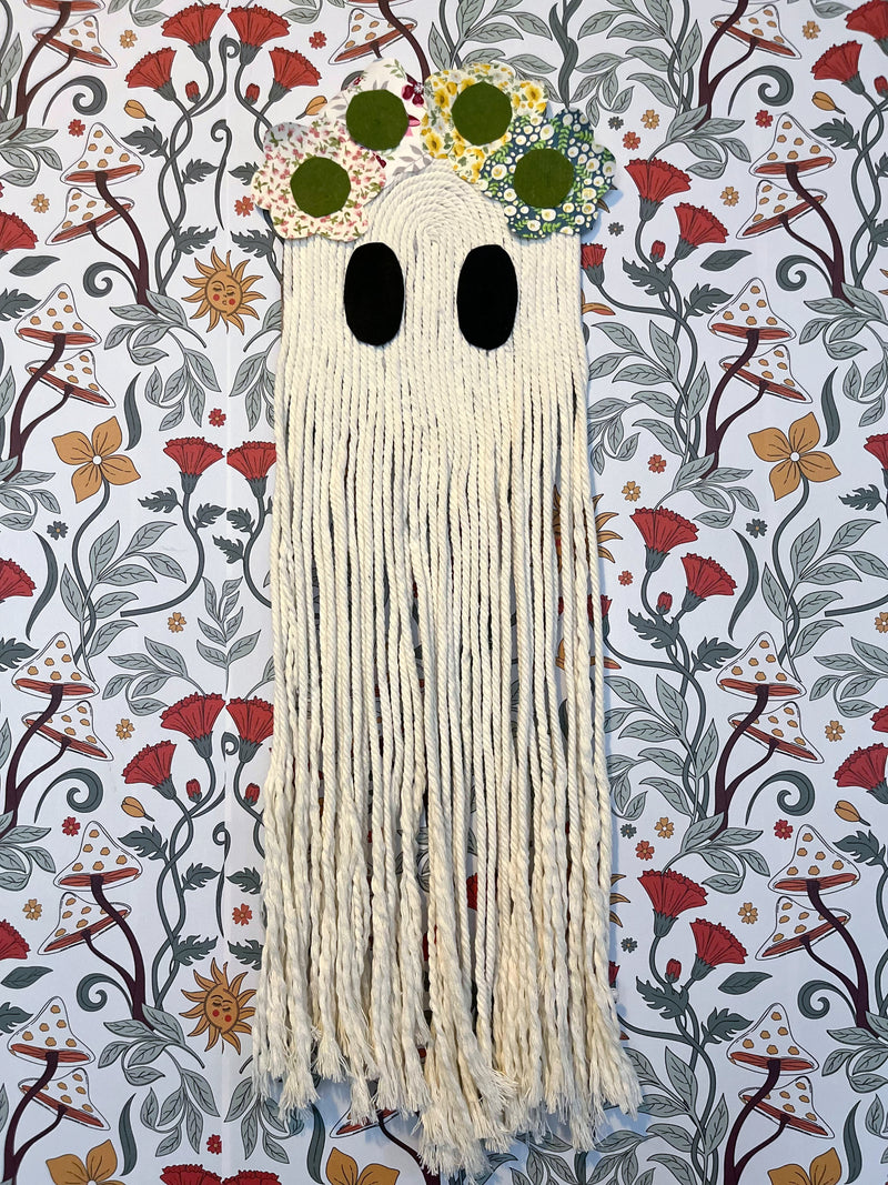 Macramé Ghost Wall Hanging Workshop