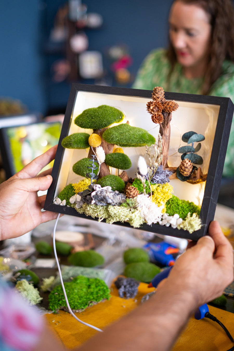 Moss wall station