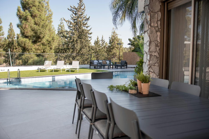 Outdoor craft workshops