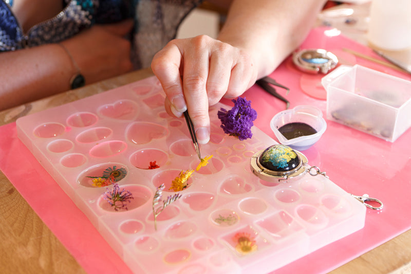 Resin Jewelry Making in Honolulu